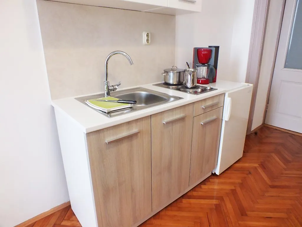 Apartman Draguc Pula 0*,  Croatia